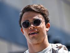 Leergierige Nyck de Vries als Rupsje Nooitgenoeg in de F1-paddock: ‘Bahrein voelde als eerste schooldag’
