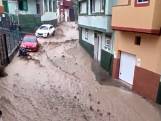 Overstroomde straten door noodweer op Canarische Eilanden