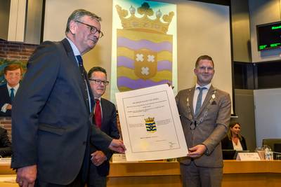 Drimmelen heeft na ruim een kwart eeuw eindelijk een een officeel gemeentewapen