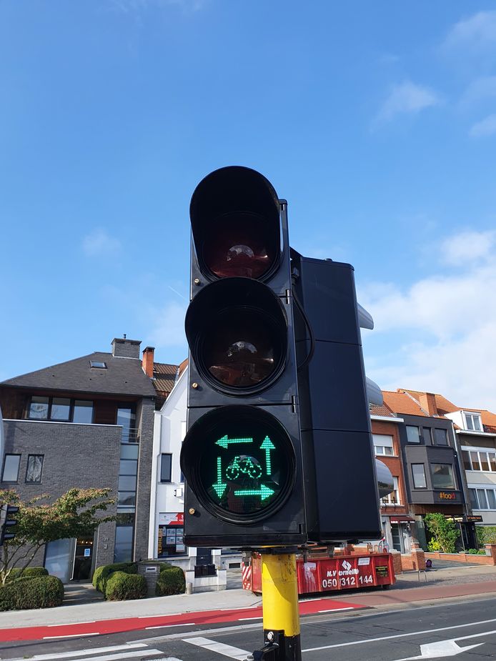 Effectief ik ben verdwaald alliantie Kruispunt Gentstraat-Ringlaan krijgt 'vierkant groen' verkeerslicht |  Ingelmunster | hln.be