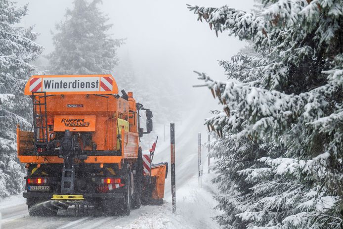 Zware sneeuwval heeft  plaatselijk voor grote problemen gezorgd in Hessen. Archiefbeeld.