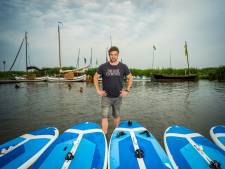 Duitse surfschoolhouder in Elburg ziet zomer in water vallen door Nederlandse besmettingsexplosie