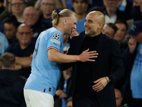 Pep Guardiola wil zondag voor eigen publiek kampioen worden: ‘De Premier League blijft de mooiste prijs’