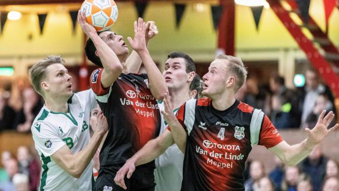Prettig weerzien voor Jelmer Jonker met de oude teamgenoten van DOS’46: ‘Ze hebben ons wel even geprikkeld’