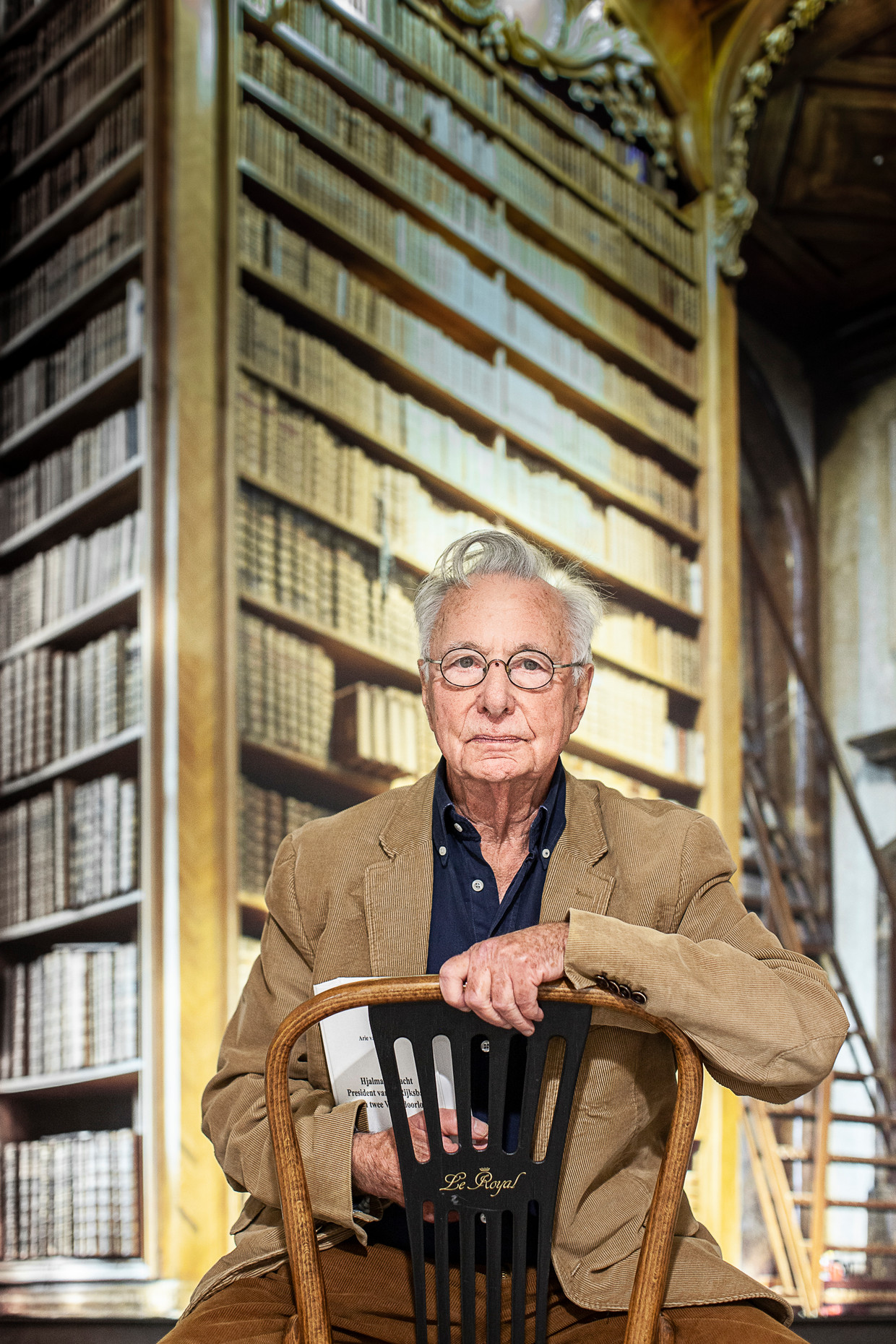 Arie van der Hek, oud PvdA politicus, promoveert.  Beeld 
