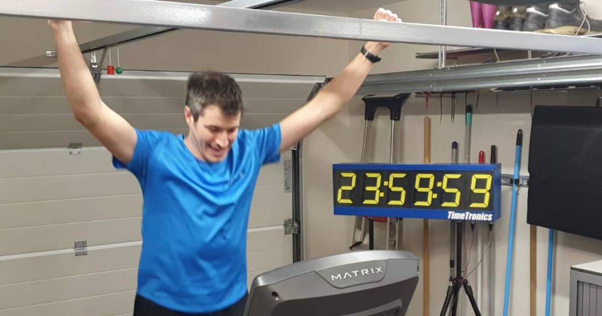 Duizendpoot Eelco Franckaert uit Sint-Jansteen zit op roze wolk na 24 uur non-stop sporten