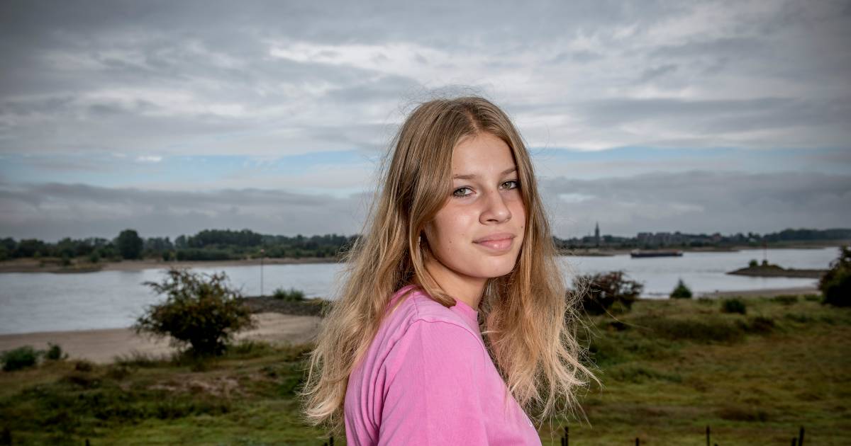 Nienke (14) redde een kind (5) uit de Waal, maar zag een man verdrinken: 'Papa, ik heb een kindje ge