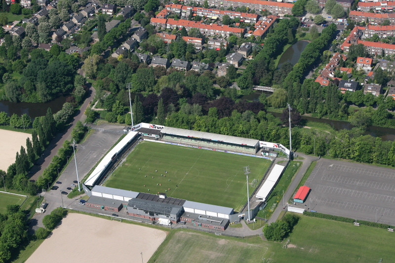 Geen nieuw stadion voor FC Dordrecht | Foto | gelderlander.nl
