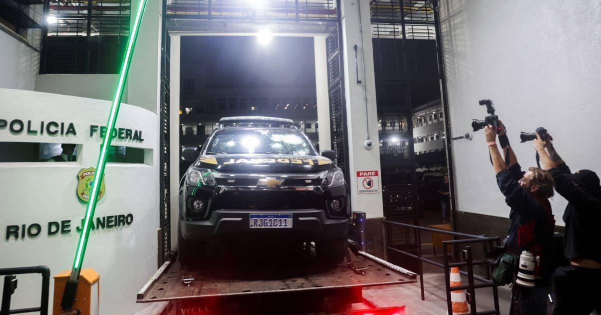 Politicus in Brazilië verzet zich tegen arrestatie door granaat naar agenten te gooien