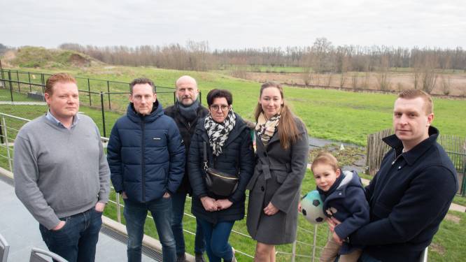 Nieuw project van bouwaannemer jaagt inwoners van Heurne opnieuw in de gordijnen: “Plots kijken we niet meer op de Schelde, maar op 25 huizen”
