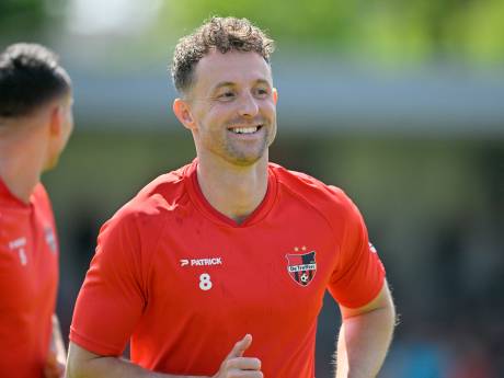 ﻿De Treffers gunt clubicoon Robin Janssen afscheid met erehaag en monsterscore (7-1)
