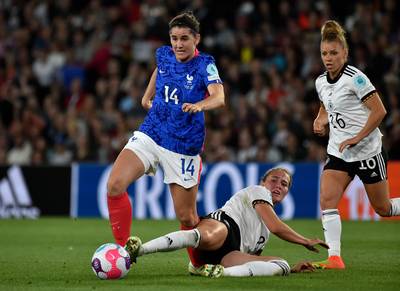 L'Allemagne bat la France 2-1 et rejoint l'Angleterre en finale