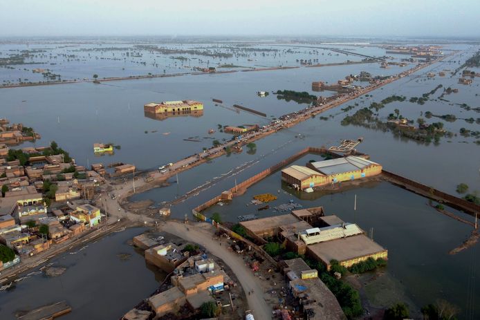 Overstromingen in het zuidwesten van Pakistan.