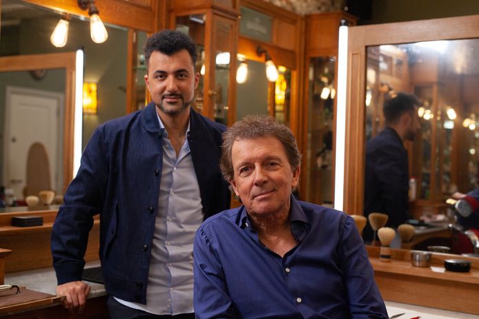 De geknipte gast met Özcan Akyol en Robert ten Brink.
