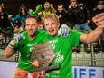 Luuk Koopmans en Sem Steijn vieren samen de overwinning.