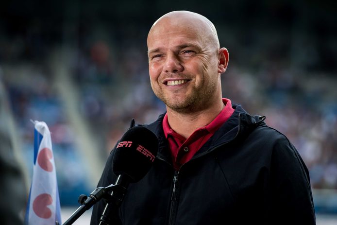 Trainer Johnny Jansen kan de opvolger van Mitchell van Bergen in zijn selectie verwelkomen.