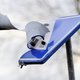 De microseconden tussen klap en pijn als je tegen een verkeersbord loopt