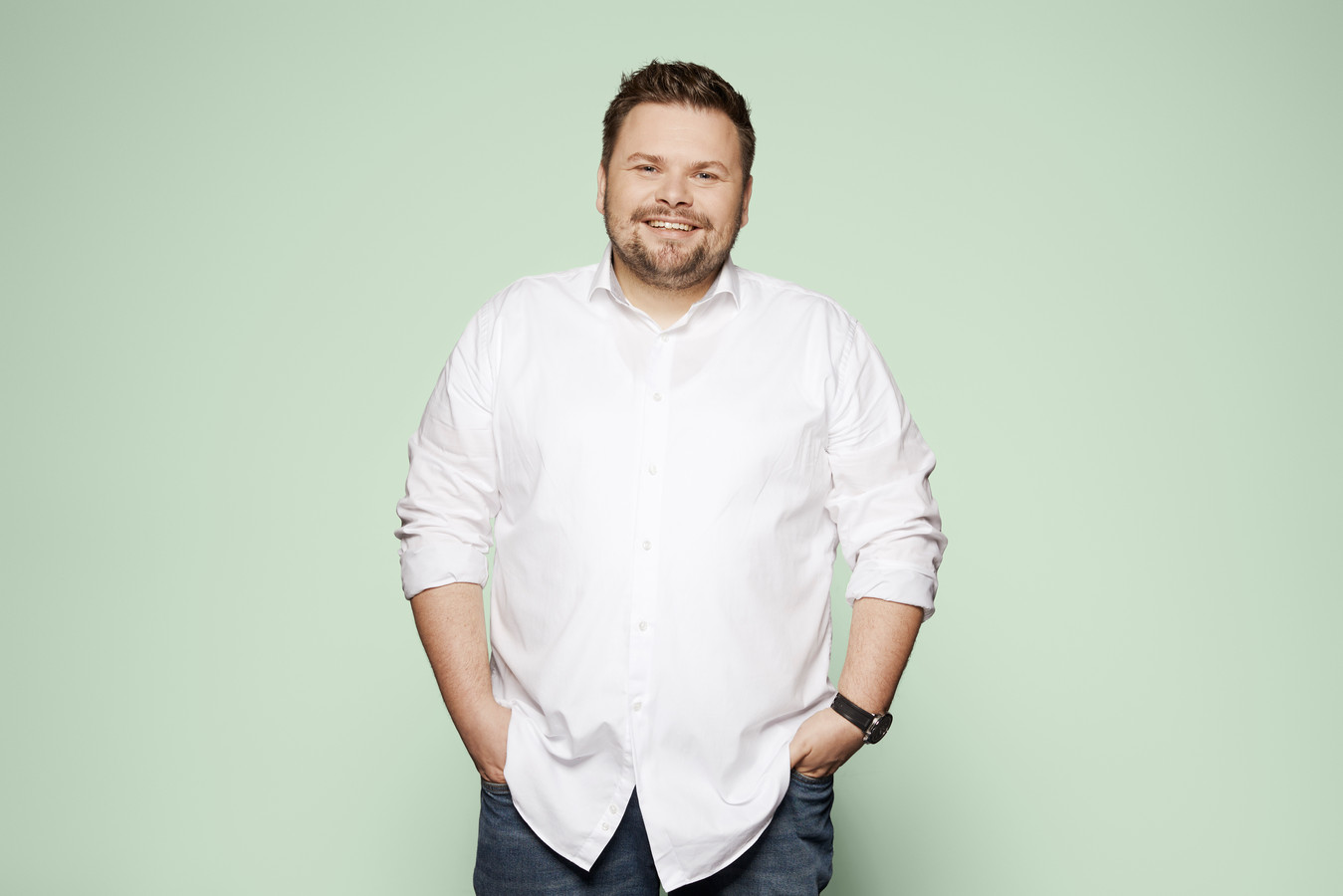 Thomas van Groningen debuteert als presentator Op1: ‘Een hele eer ...