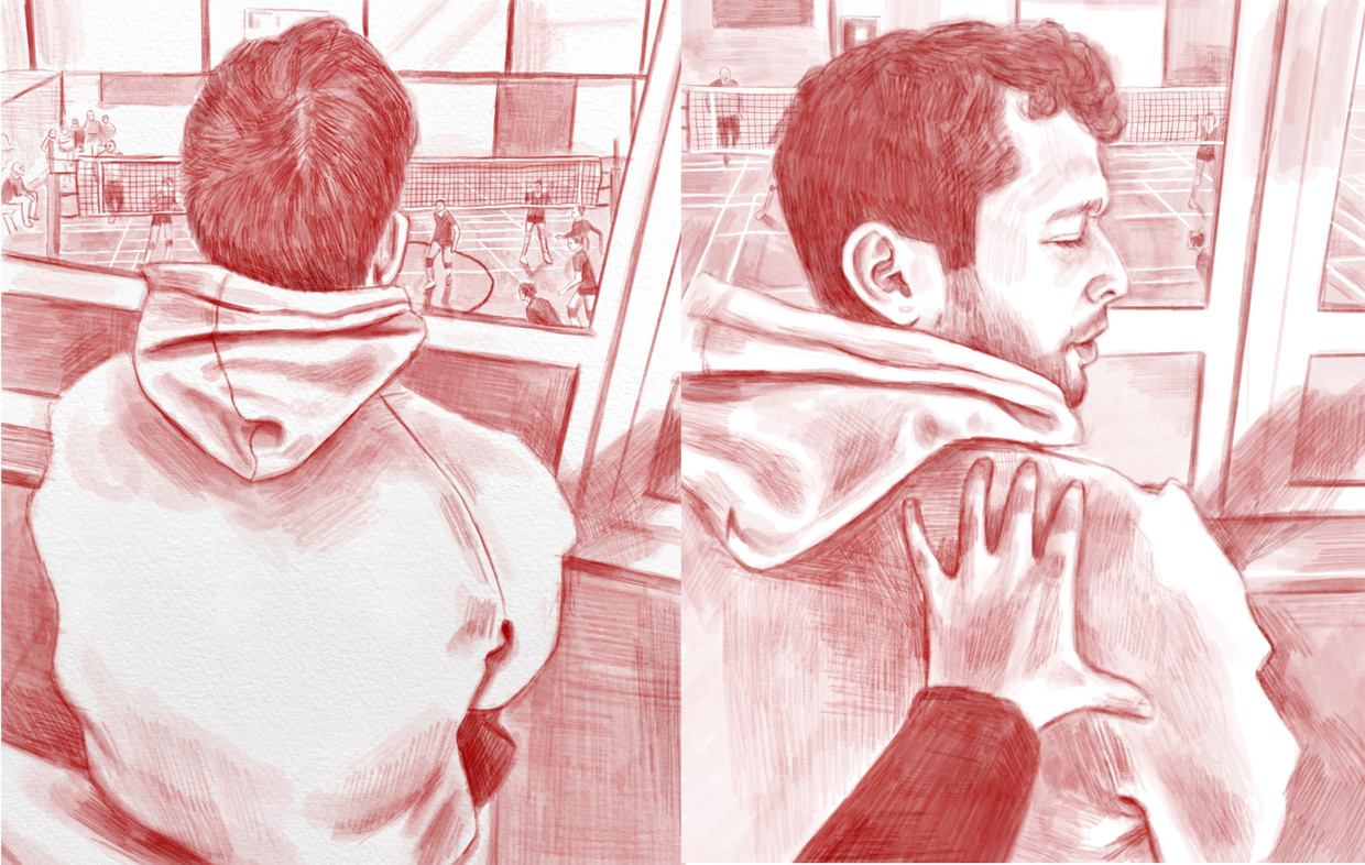 An Afghan translator reportedly put his wife's body in a freezer.  Figure fiek Ruidinga