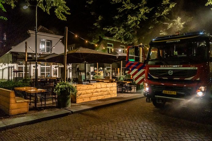 Brand in wasdroger zorgt voor veel rookschade bij Oisterwijks restaurant.