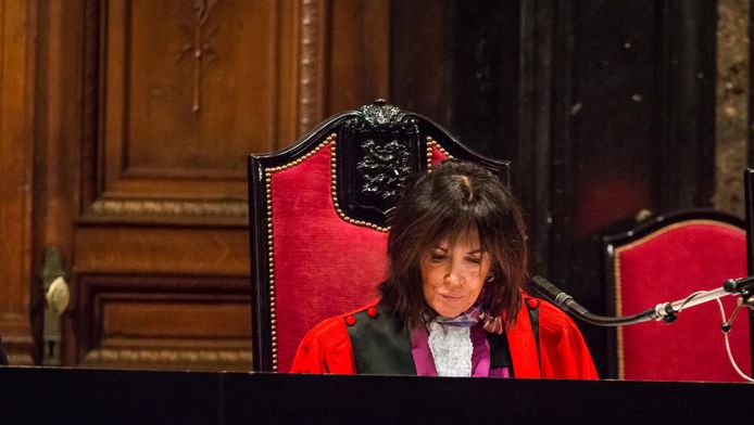 Karin Gérard, présidente de la cour d'assises de Bruxelles, au premier jour du procès d'Imbata Bokolongo.
