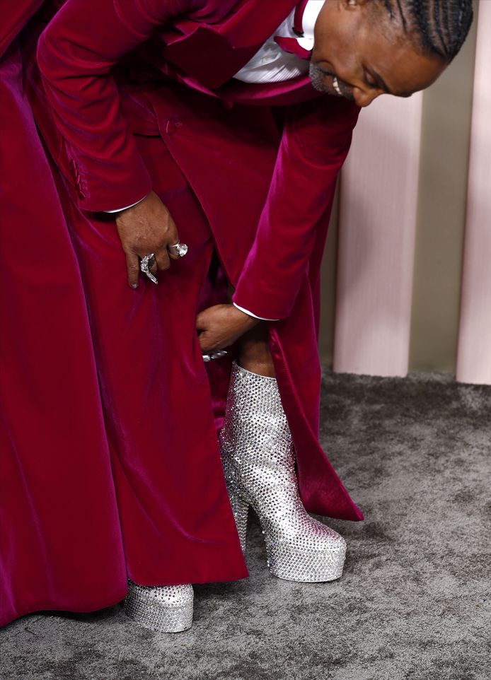 Billy Porter at the Golden Globes.