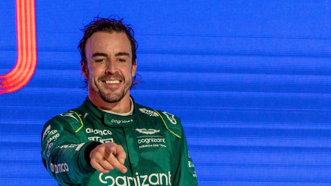 Fernando Alonso eerst derde, dan vierde en uiteindelijk toch weer derde in Saoedi-Arabië