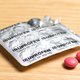 Waarom je beter geen ibuprofen kunt slikken als je rugpijn hebt