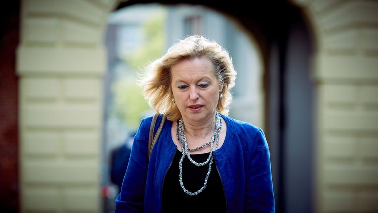 Minister Jet Bussemaker neemt afstand van haar databank voor topvrouwen na kritiek uit de Kamer. Beeld anp