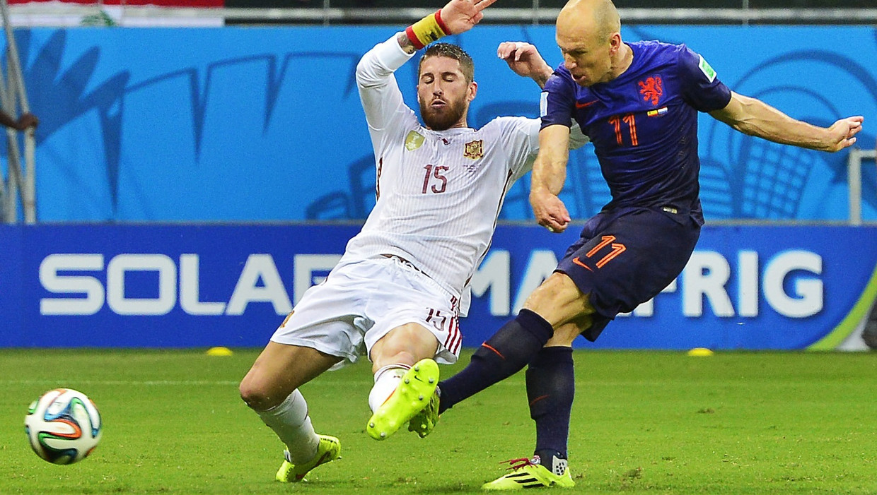 Arjen Robben scoort 1-2. Beeld anp