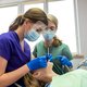 Corona en tekort aan orthodontisten laten zich voelen: tot anderhalf jaar wachten voor een beugel