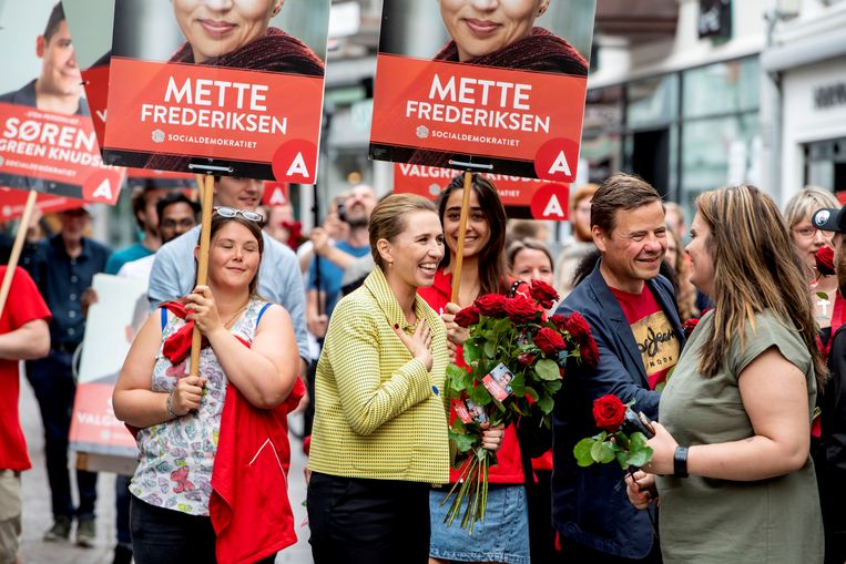 De Deense premier Mette Frederiksen op campagne in 2019. Beeld REUTERS