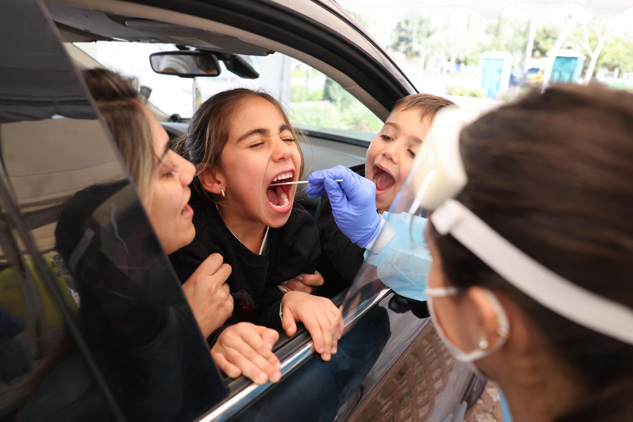 Dengan catatan infeksi global, kesenjangan vaksin sangat lebar