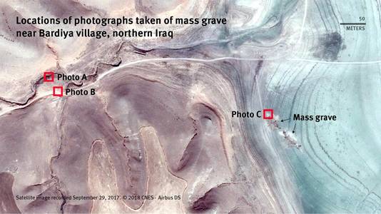 Satellietopnamen tonen de locaties waar de massagraven zich bevinden.