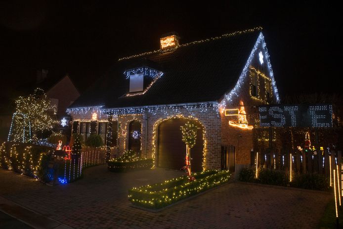 De mooist versierde huizen van de streek krijgen een kerstkaartje.