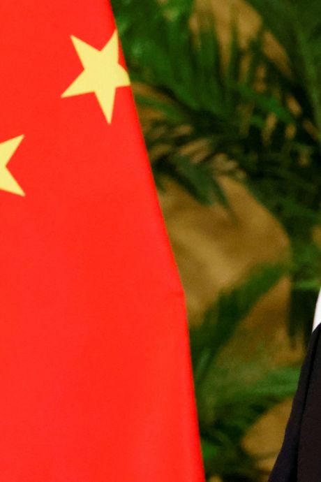 Xi Jinping attendu en visite en France le mois prochain