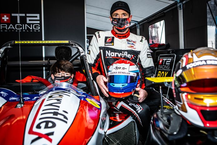Vader en zoon Verheyen rijden naar podium in Belcar-race in Zolder ...