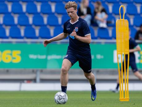 Youri Koelewijn (Spakenburg) twijfelde eerst over proefperiode bij PEC Zwolle: ‘Ik vond het niks’