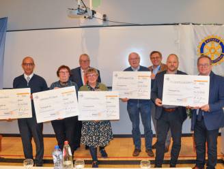 Rotary schenkt cheque van 4.000 euro aan organisatie uit Hamme 