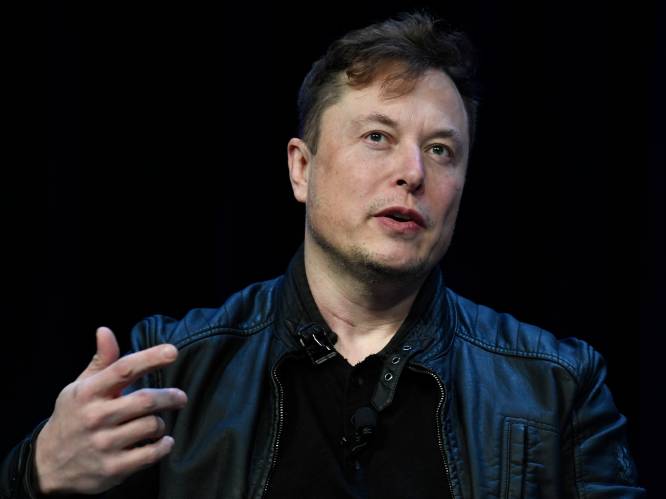 Elon Musk steekt Jeff Bezos voorbij: rijkste man ter wereld weigert salaris, heeft amper vastgoed en wil geen vakantie