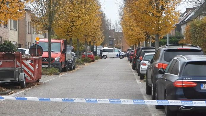 De Toekomstraat werd plaatselijk volledig afgesloten voor verder onderzoek.