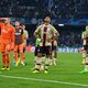 Zoektocht naar trainer verdient prioriteit bij Ajax