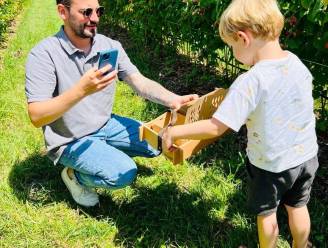 ‘Regenbooggemeente’ Oostende weigert homokoppel te erkennen als vaders van 4-jarige Rocco: “Eén van ons moet onze zoon adopteren: dit is te gek voor woorden”