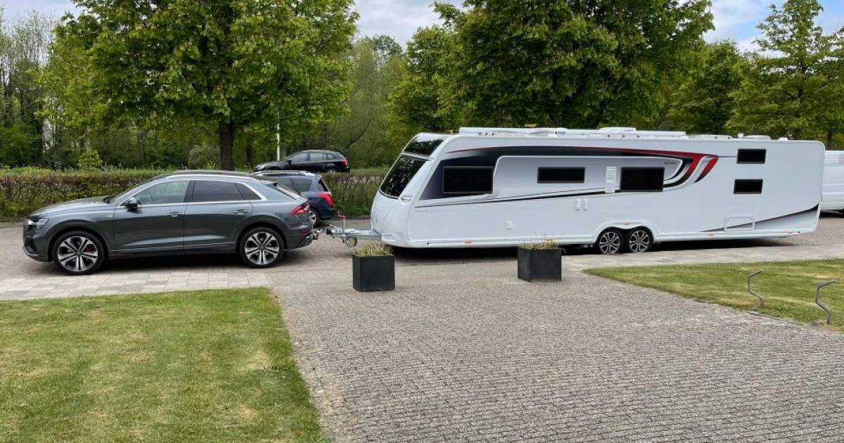 Snazzy Onvervangbaar Evaluatie Zo duur is de grootste caravan van Europa | Campers & caravans | AD.nl