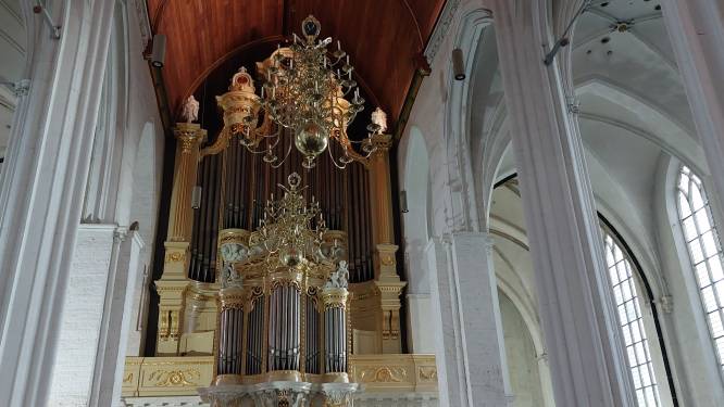Monumentale Königorgel uitgepakt; Nijmeegse Stevenskerk klaar voor kerstperiode ondanks bouwongeluk