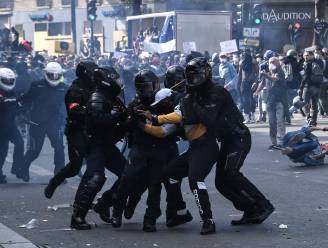 Betogers en ordediensten clashen bij demonstratie tegen racisme en politiegeweld in Parijs