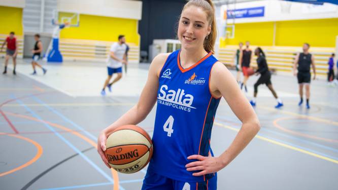 Basketbal: Jolly Jumpers geeft derde plek uit handen, eindelijk weer zege vrouwen Uitsmijters