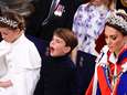 Prins Louis (5) steelt de show met reeks gezichtsuitdrukkingen bij kroning
