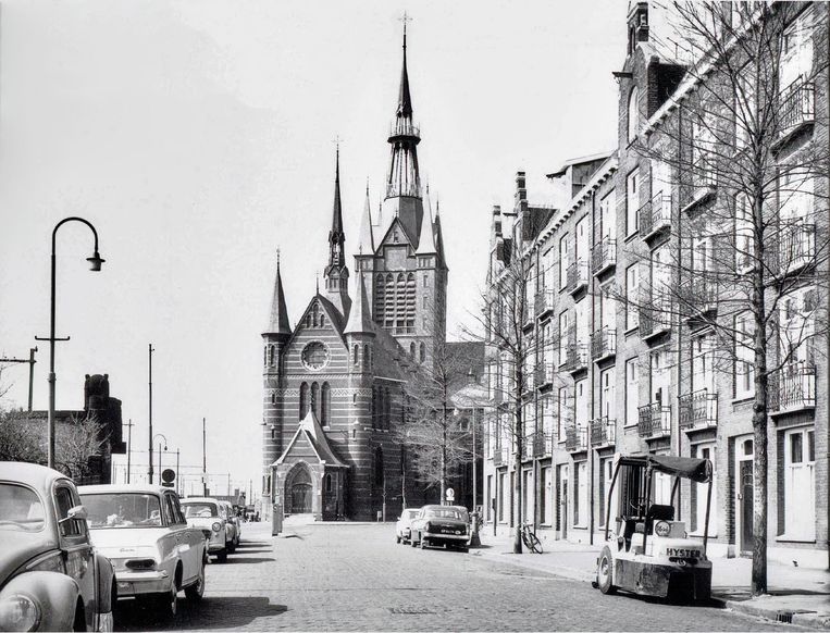 Maria Magdalenakerk, ca. 1965.
 Beeld Stadsarchief
