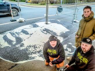 Zo ziet wielerbondscoach Sven Vanthourenhout eruit op de grond (en hij kwam het al zelf bewonderen)